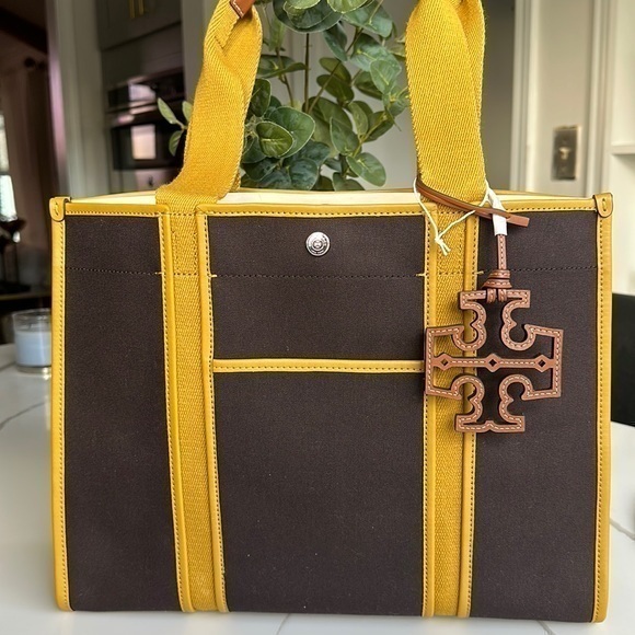 Tory Burch Handbags - Tory Burch tote